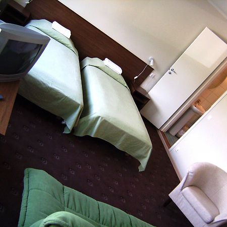 Hotell Sonajala Kärdla Esterno foto
