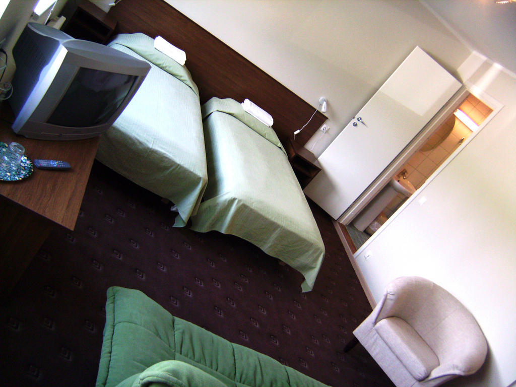 Hotell Sonajala Kärdla Esterno foto