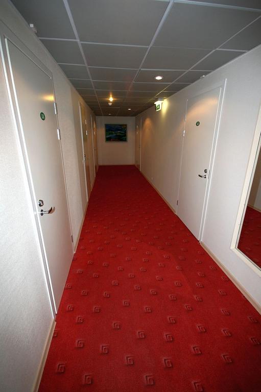 Hotell Sonajala Kärdla Esterno foto
